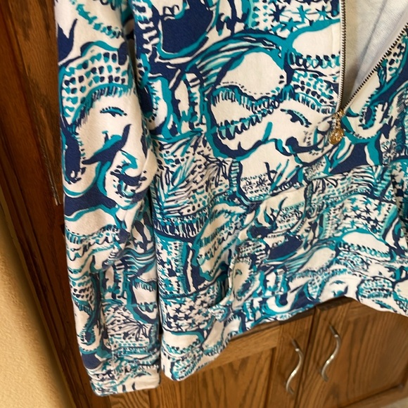 Lilly Pulitzer Luxletic Hooded Skipper Popover in Keep On Truckin Elephant XS - Picture 5 of 11